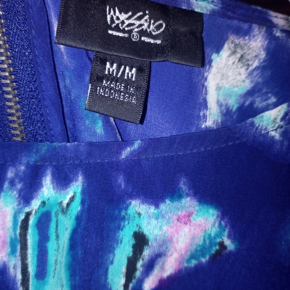 Pretty Dress - Picture 3 of 9